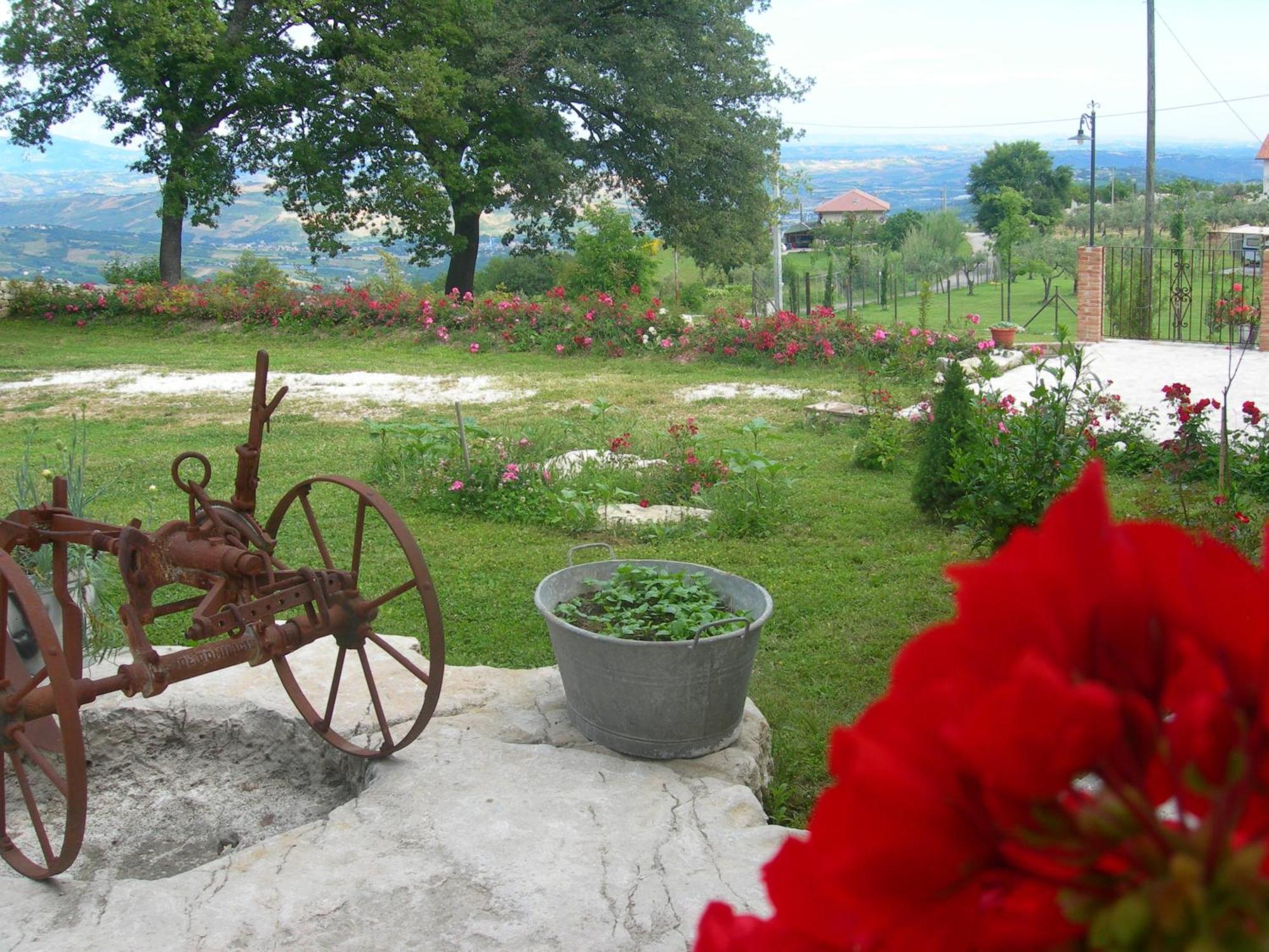 Agriturismo Borgo San Martino Villa Abbateggio Екстериор снимка