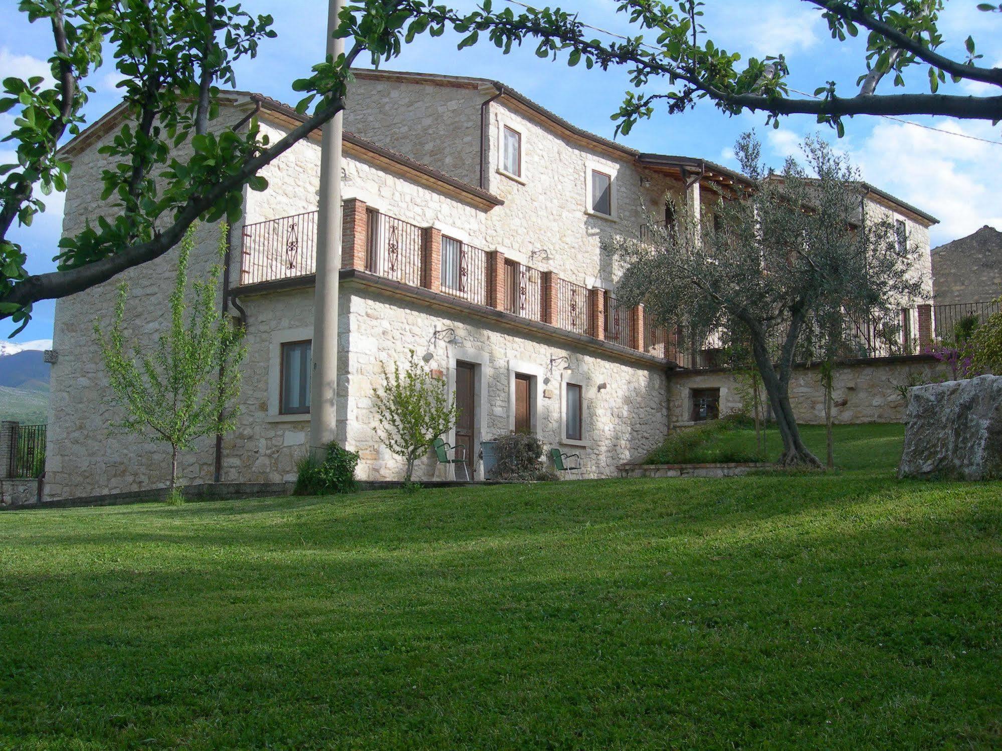 Agriturismo Borgo San Martino Villa Abbateggio Екстериор снимка